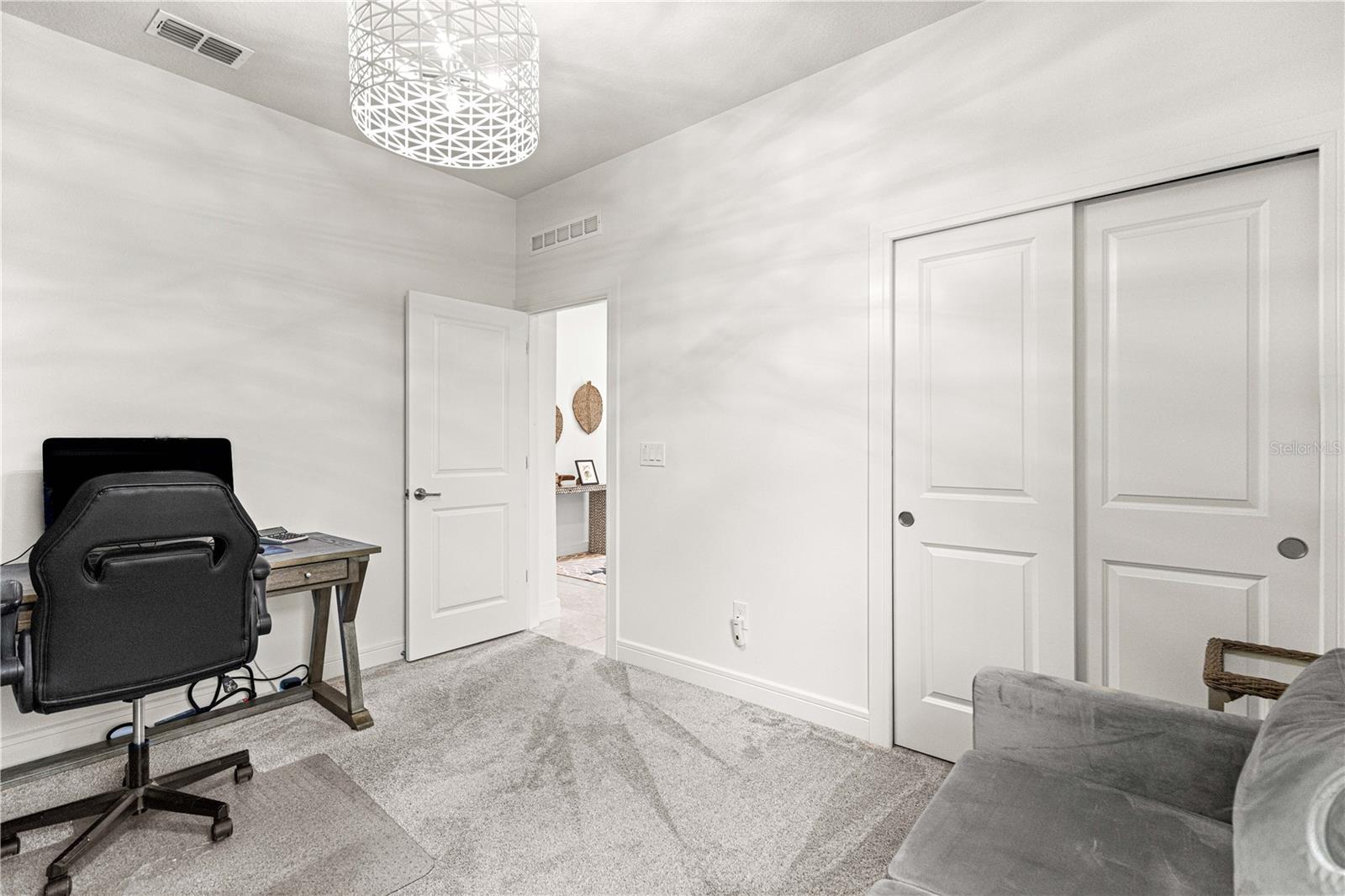 STONE CREEK BY DEL WEBB SILVER GLEN - Residential