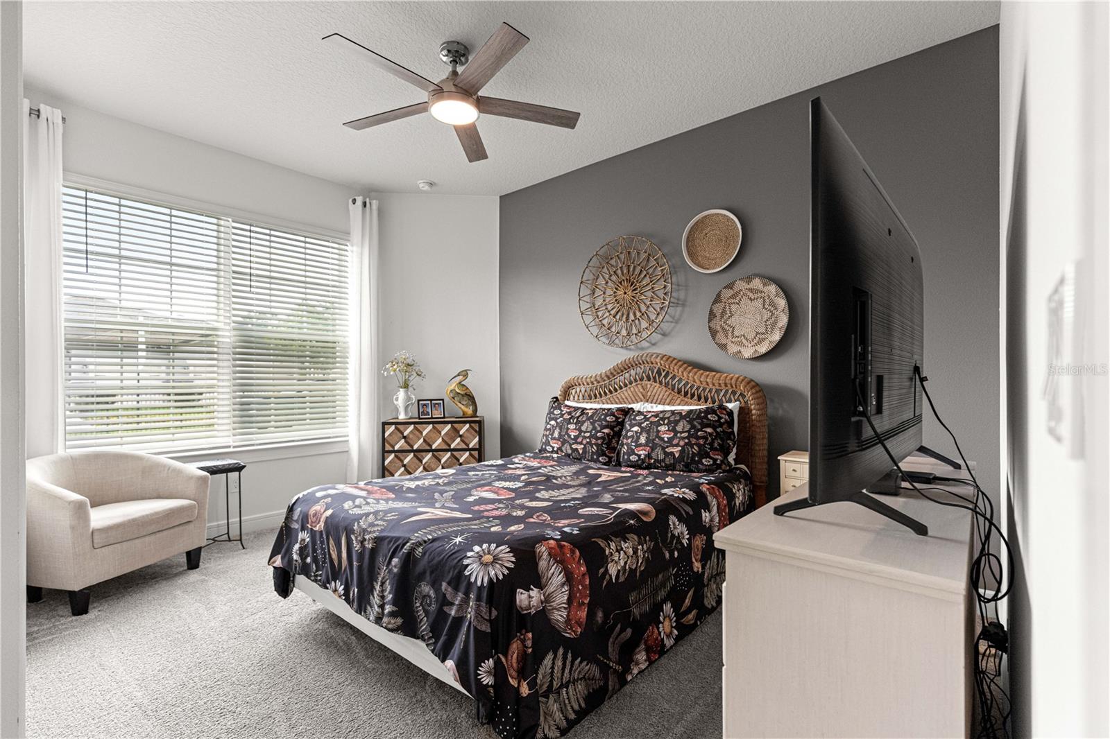 STONE CREEK BY DEL WEBB SILVER GLEN - Residential