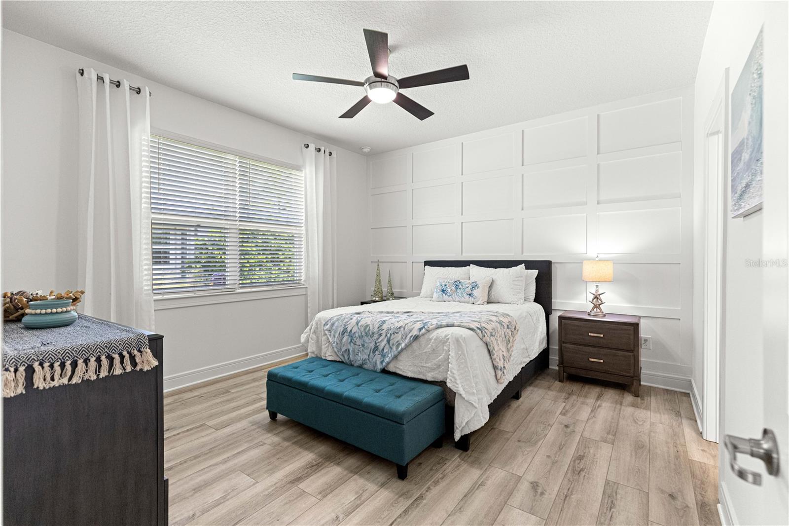 STONE CREEK BY DEL WEBB SILVER GLEN - Residential