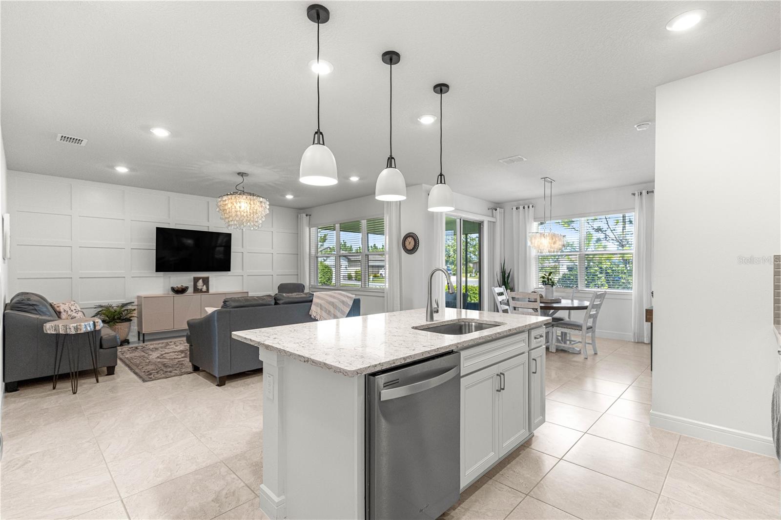 STONE CREEK BY DEL WEBB SILVER GLEN - Residential