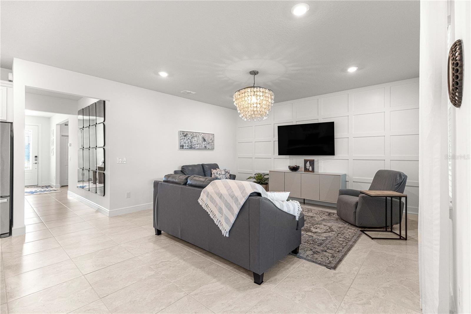 STONE CREEK BY DEL WEBB SILVER GLEN - Residential