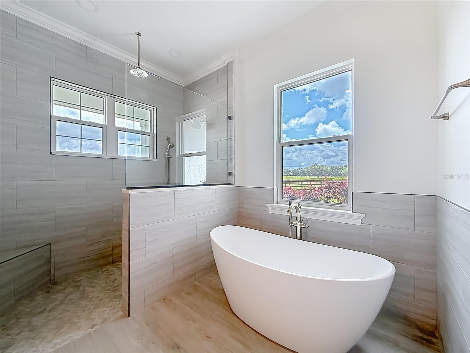 SILVERLEAF HILLS - Residential