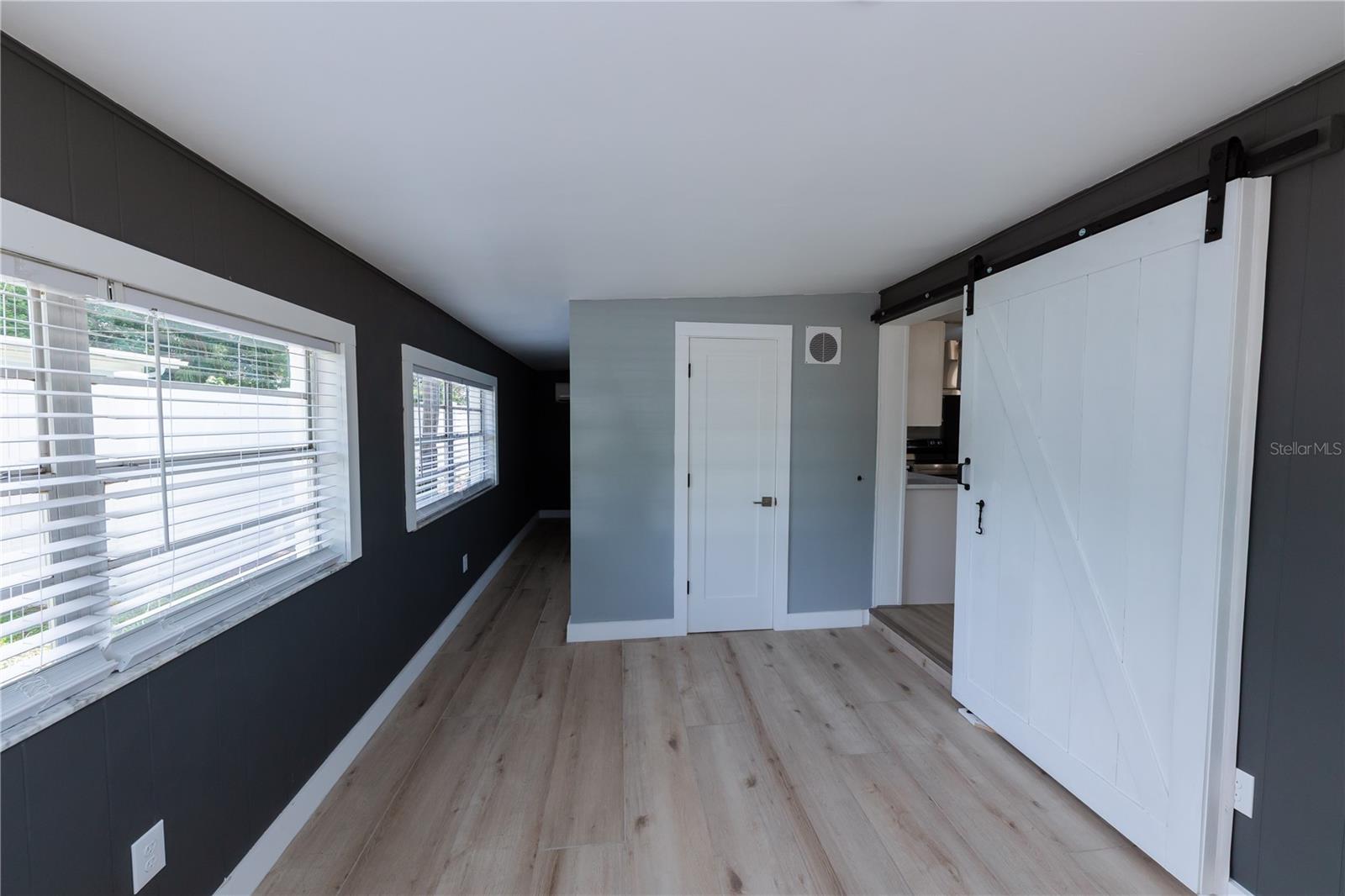 SEMINOLE GARDENS - Residential