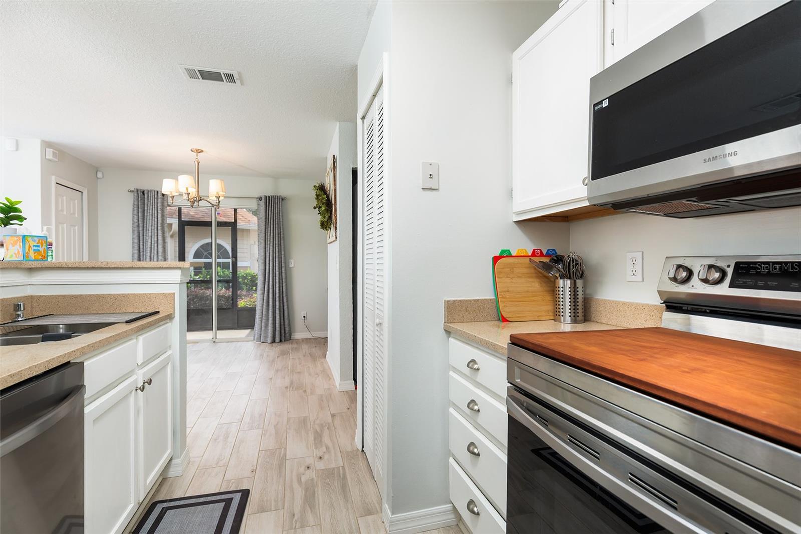 HIDDEN SPGS CONDO - Residential
