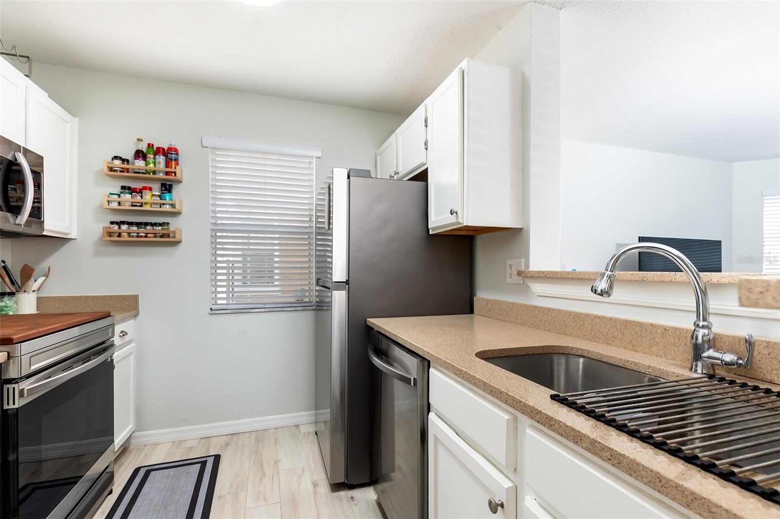 HIDDEN SPGS CONDO - Residential