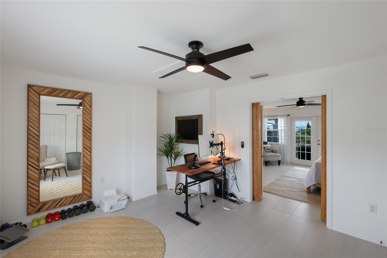 ISLAND CEDARS - Residential