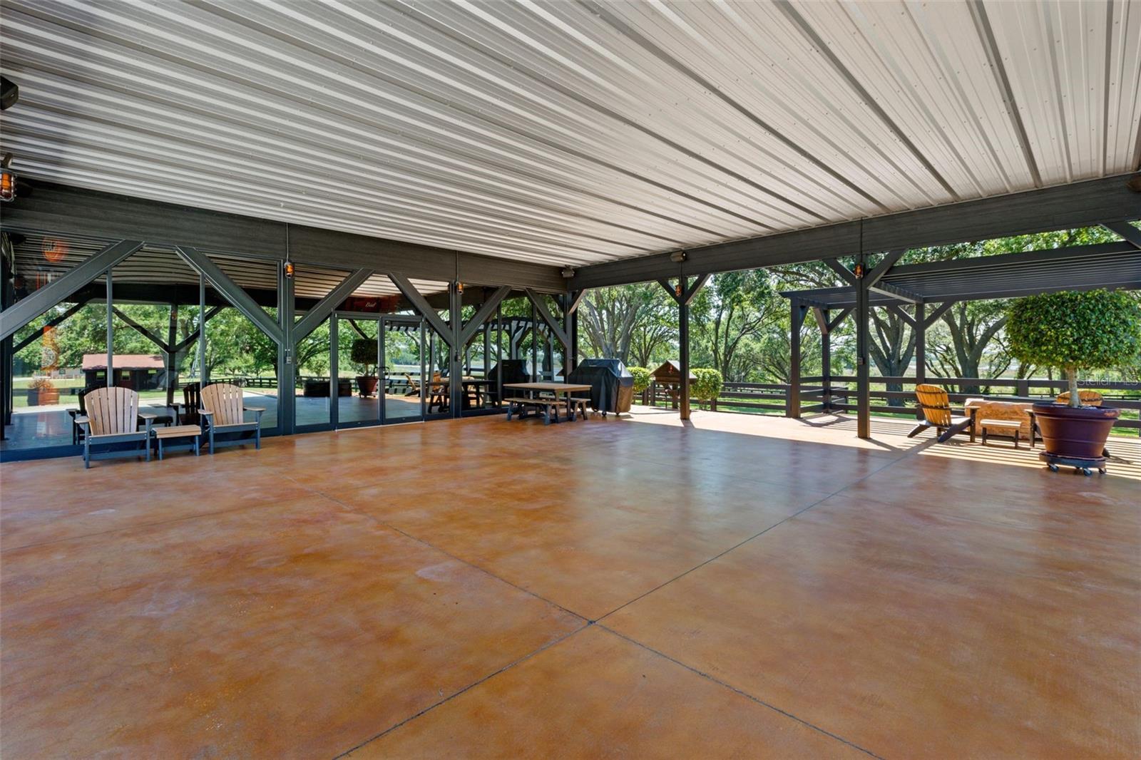 ACREAGE & UNREC - Residential