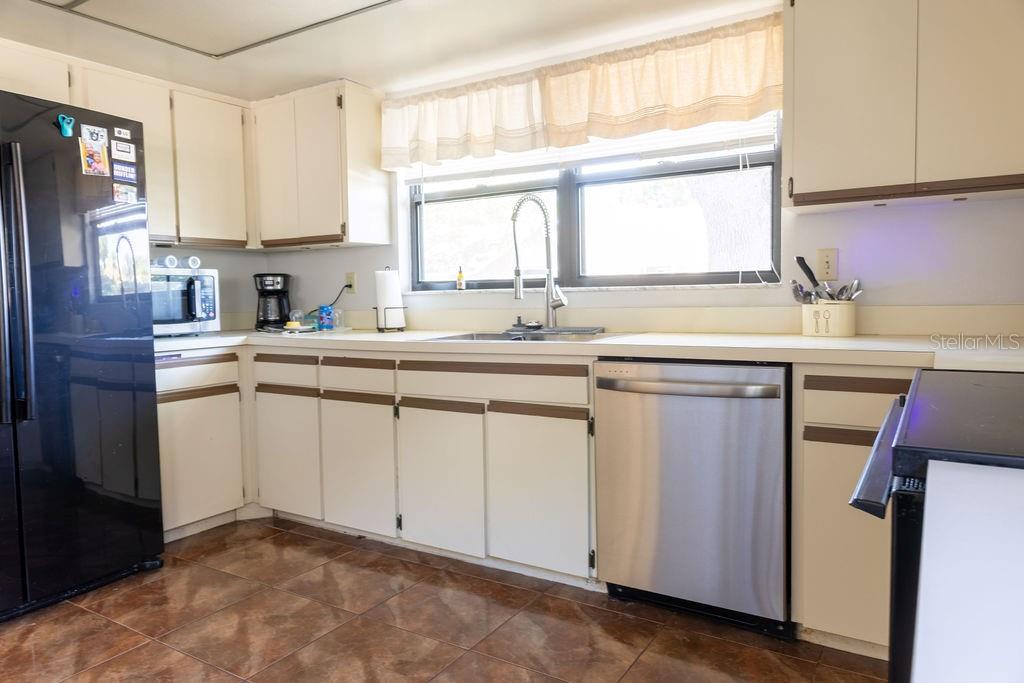 TALL PINES ESTATES PH IV - Residential