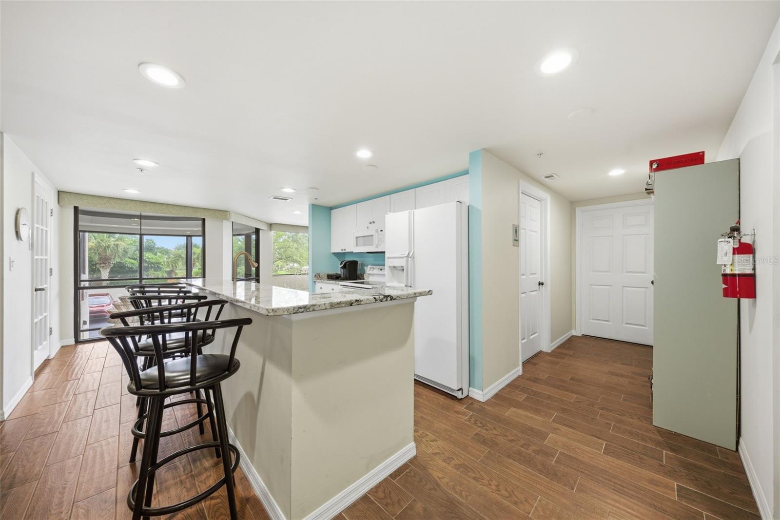 SUNWATCH ON ISLAND ESTATES - Residential