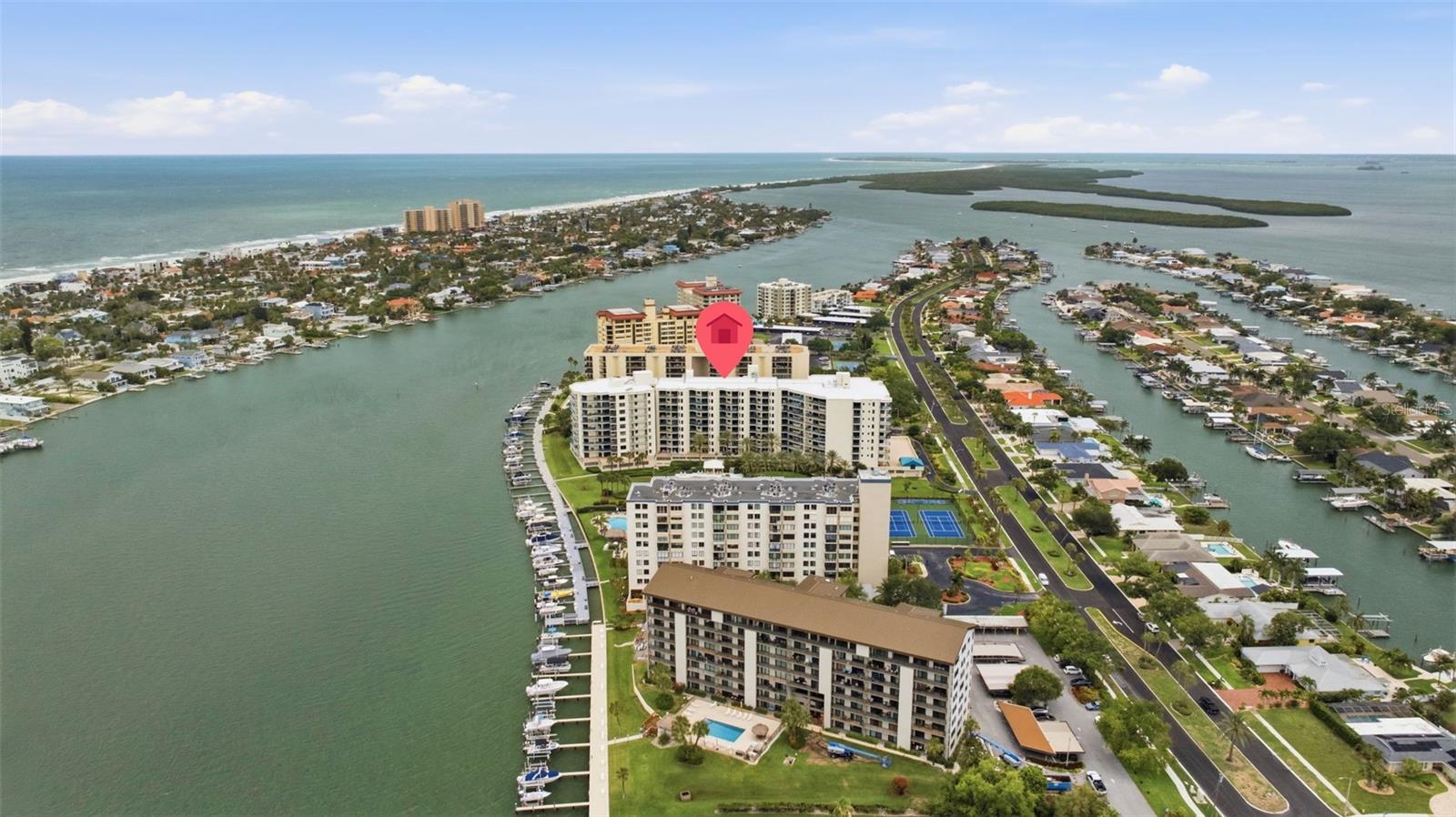 SUNWATCH ON ISLAND ESTATES - Residential