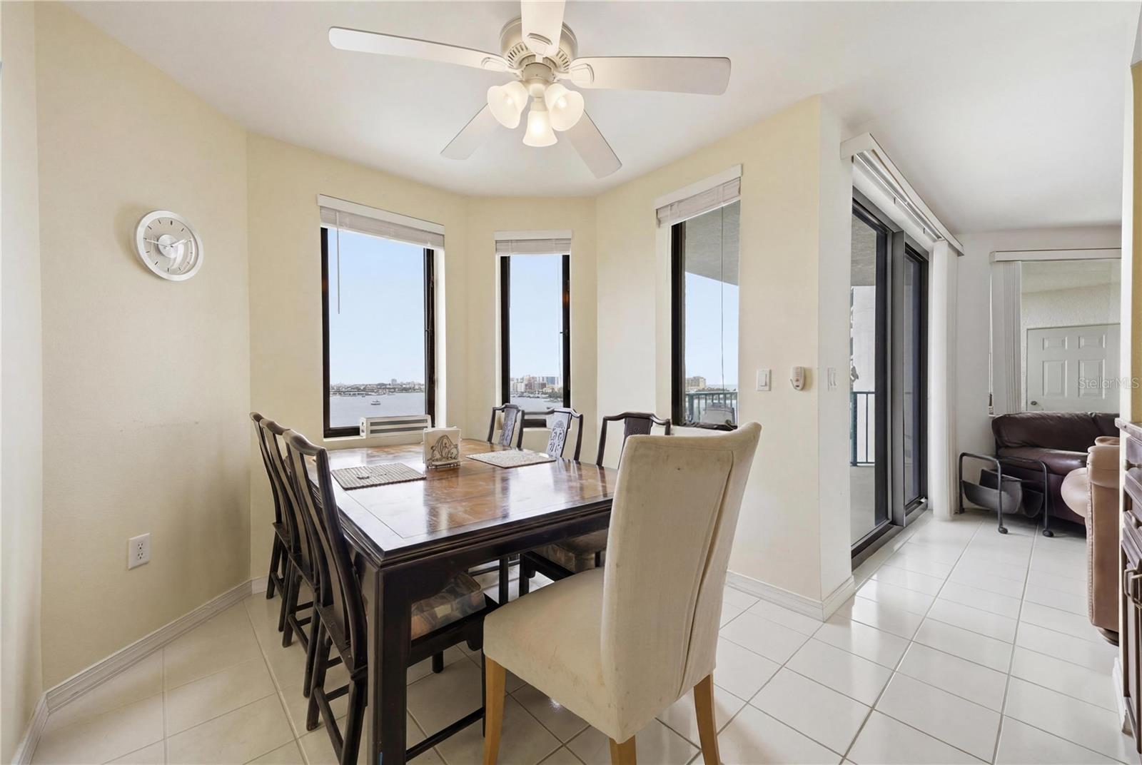 SUNWATCH ON ISLAND ESTATES - Residential