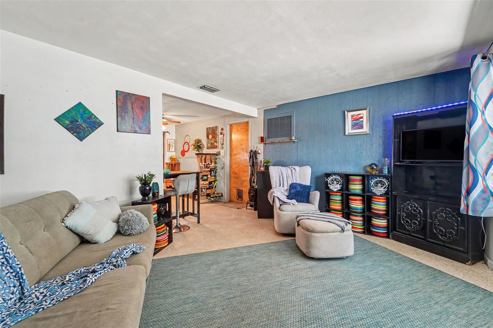 BEACON SQUARE - Residential
