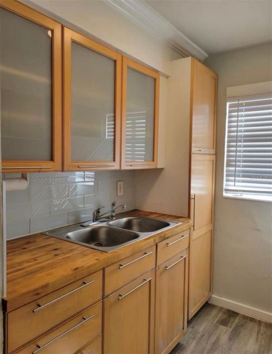ROUSLYNN - Residential