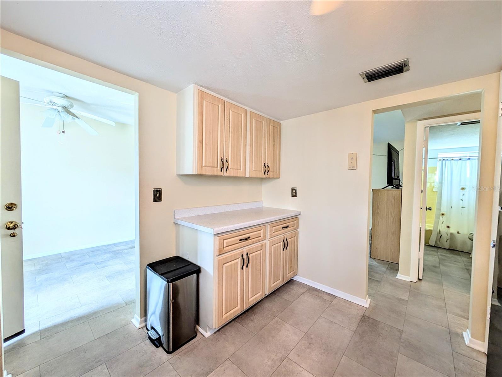 THE FOURTH BAYSHORE - Residential
