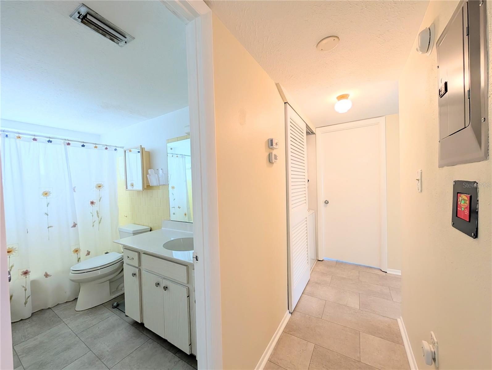 THE FOURTH BAYSHORE - Residential