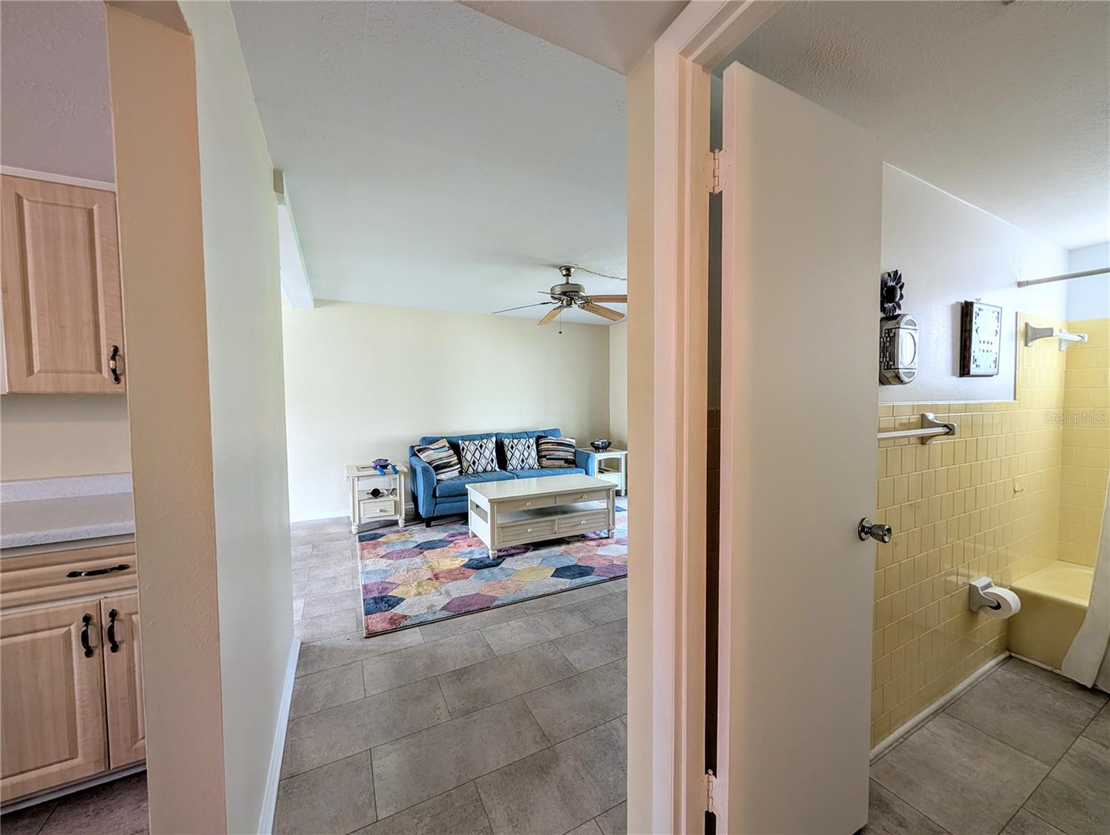 THE FOURTH BAYSHORE - Residential