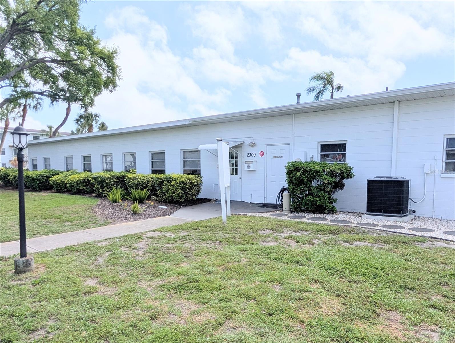 THE FOURTH BAYSHORE - Residential