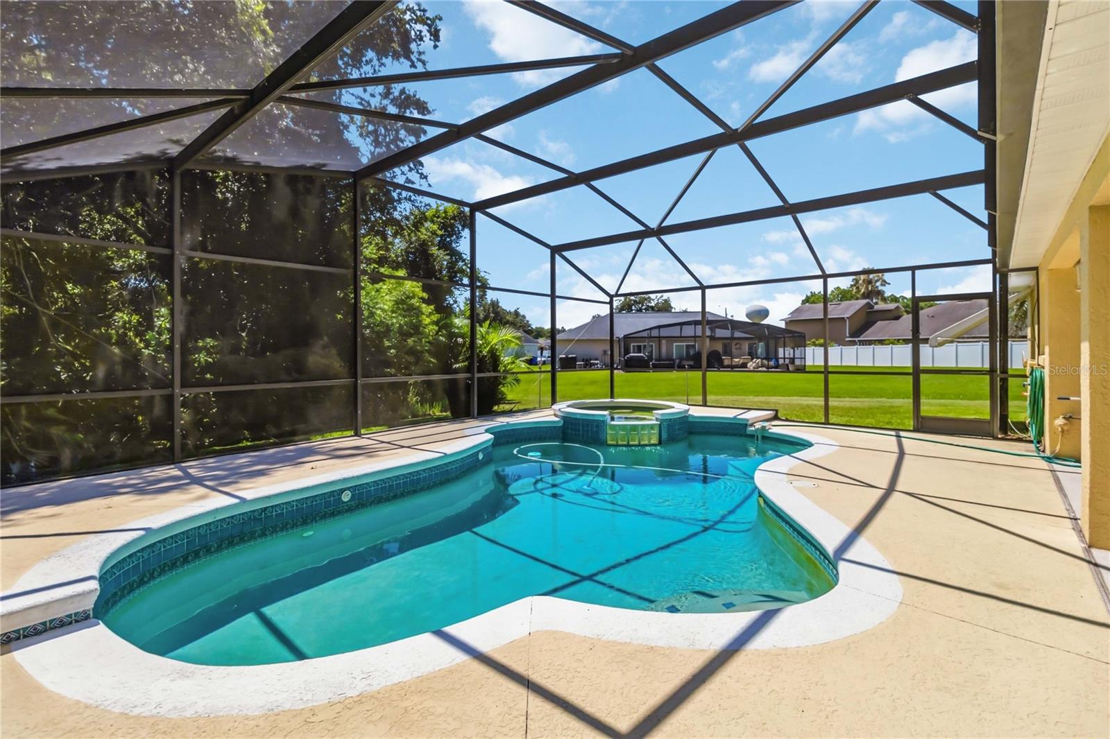 SAWGRASS UNIT 6 - Residential