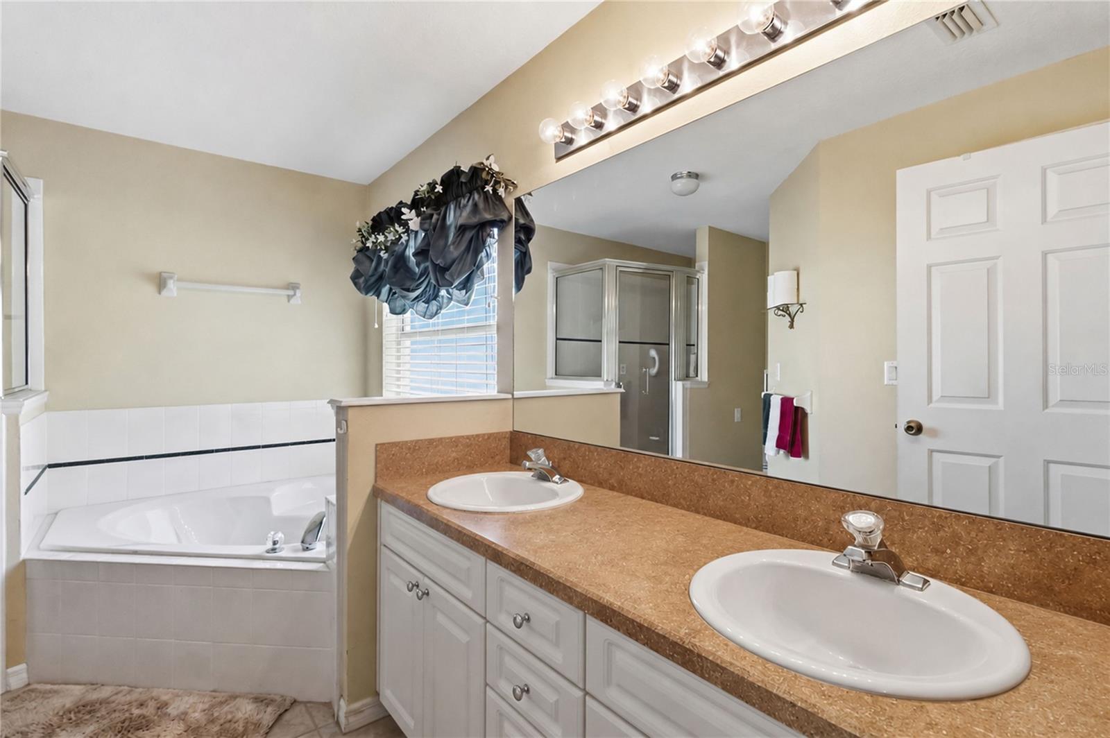 SAWGRASS UNIT 6 - Residential