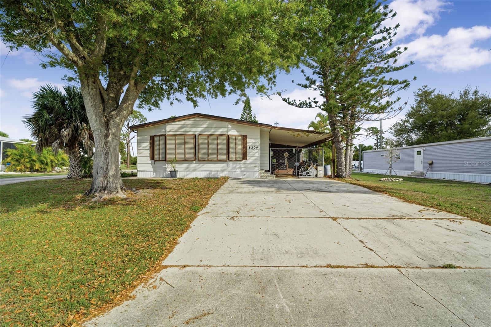 PINE LAKE - Residential