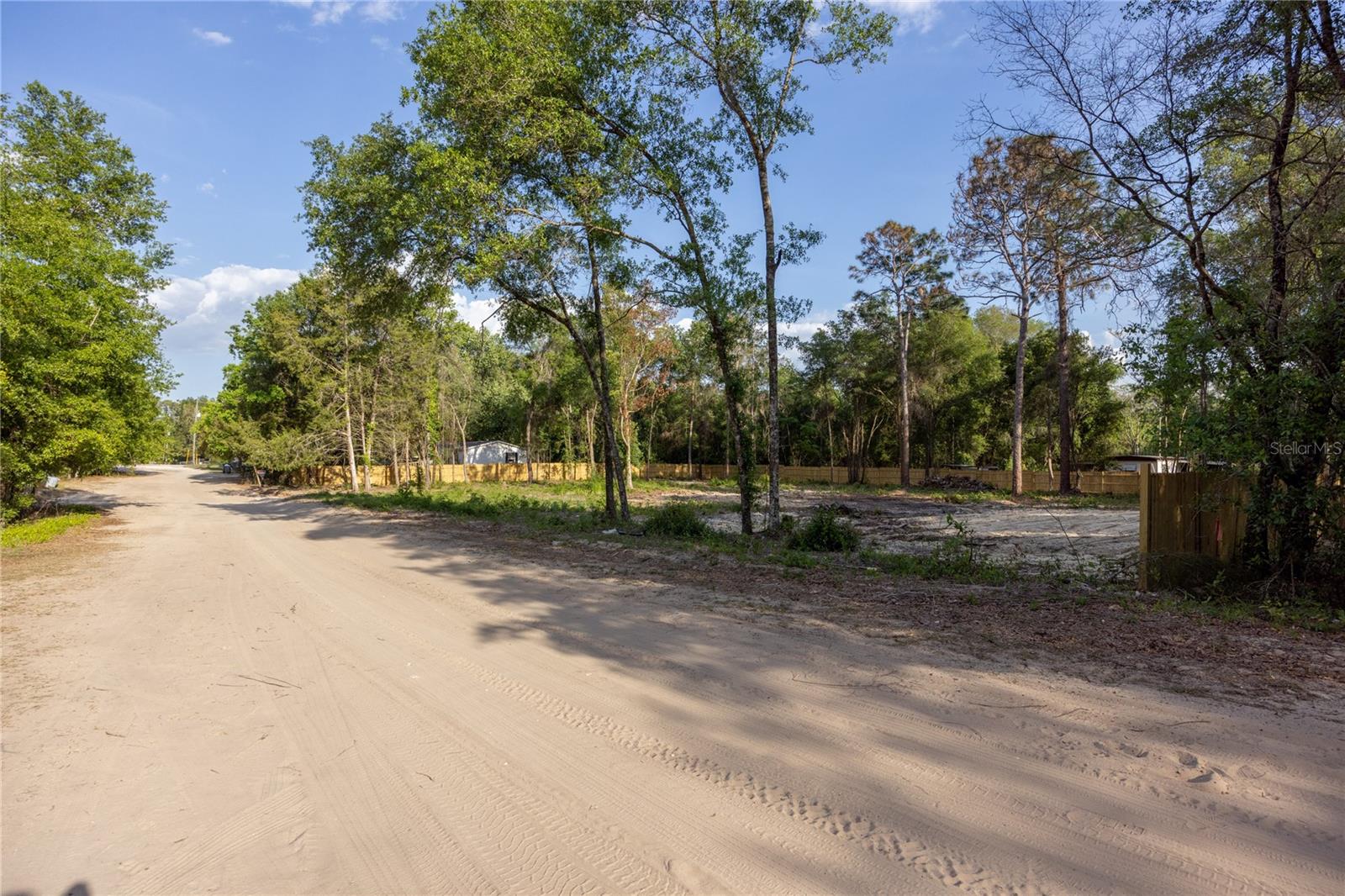 HIGHRIDGE ESTATES - Land