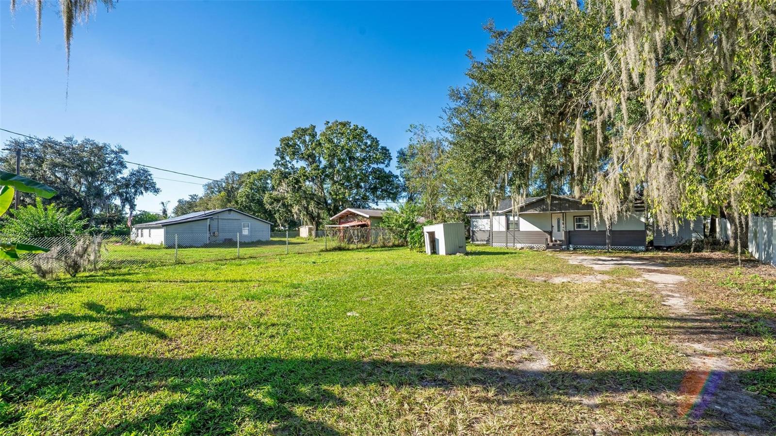 MIDWAY GARDENS - Residential