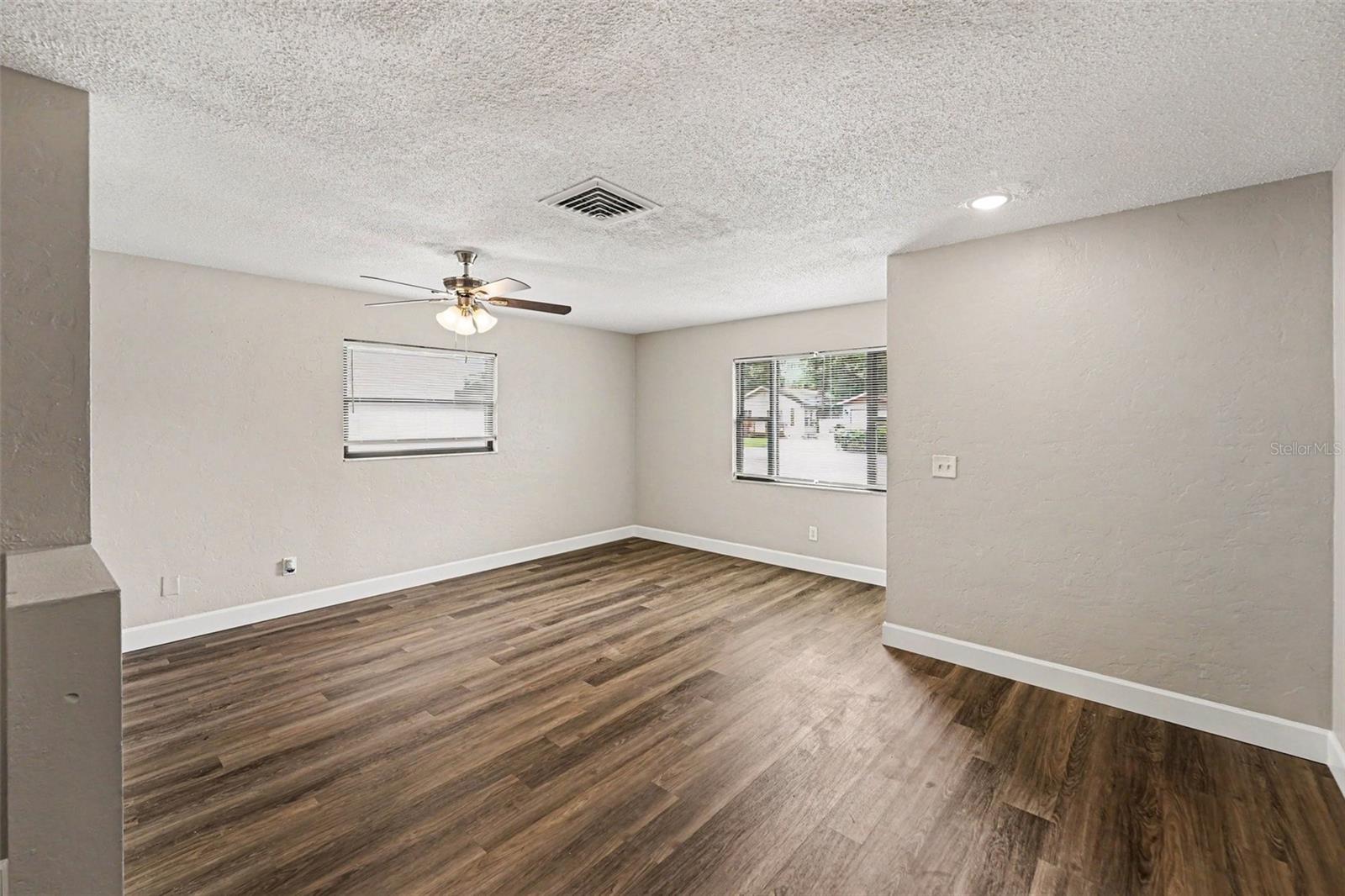 LELLMAN HEIGHTS 5TH SEC - Residential