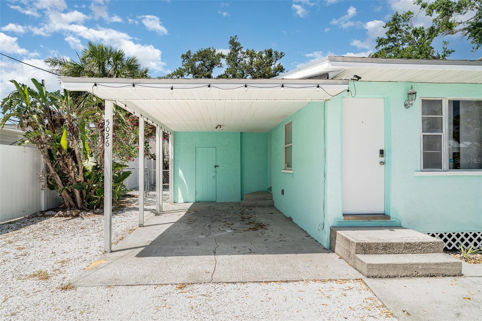 MIRA MAR EXIT - Residential