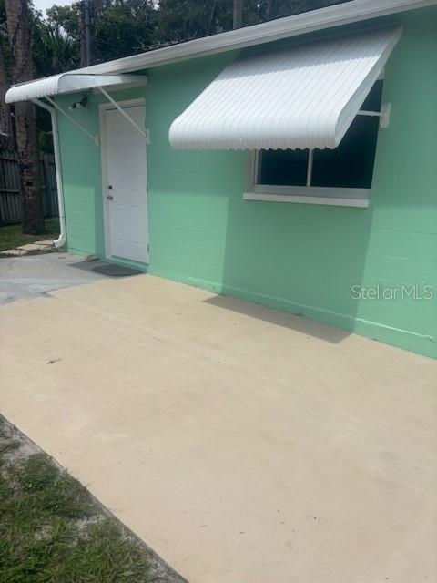 COM SE COR SEC 32 TH - Residential