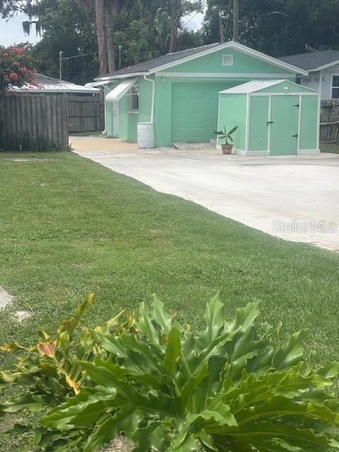 COM SE COR SEC 32 TH - Residential