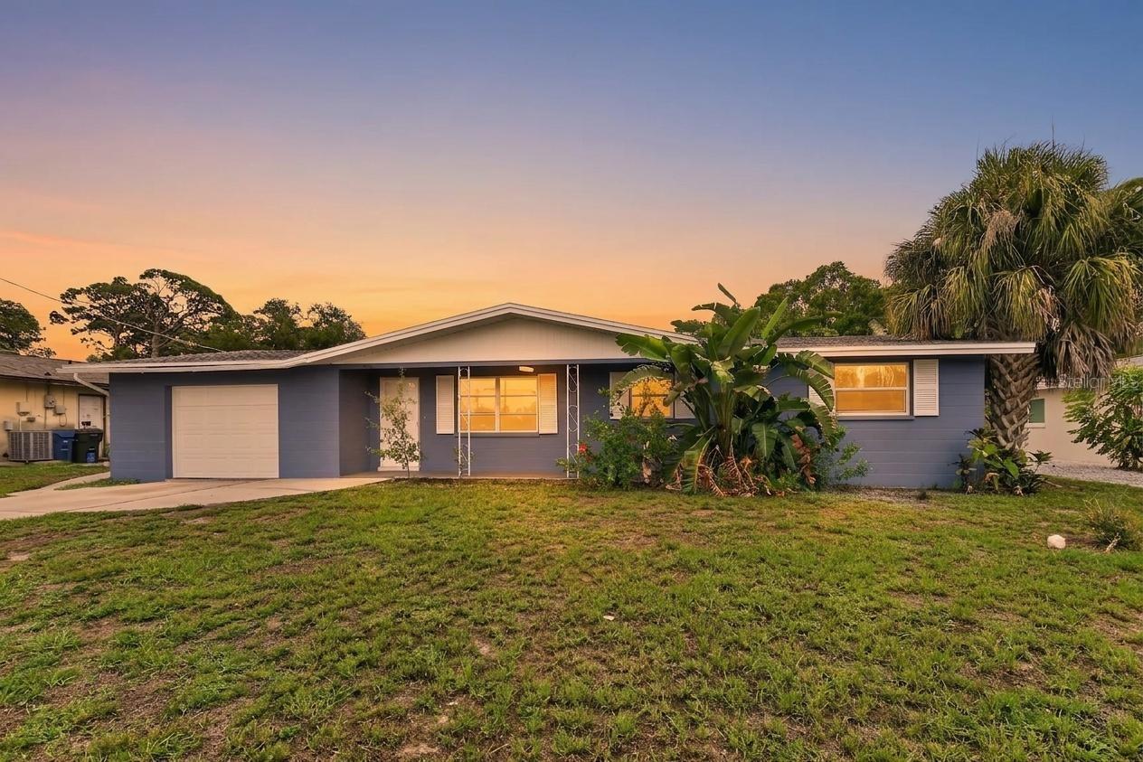 SHADOW LAKES - Residential
