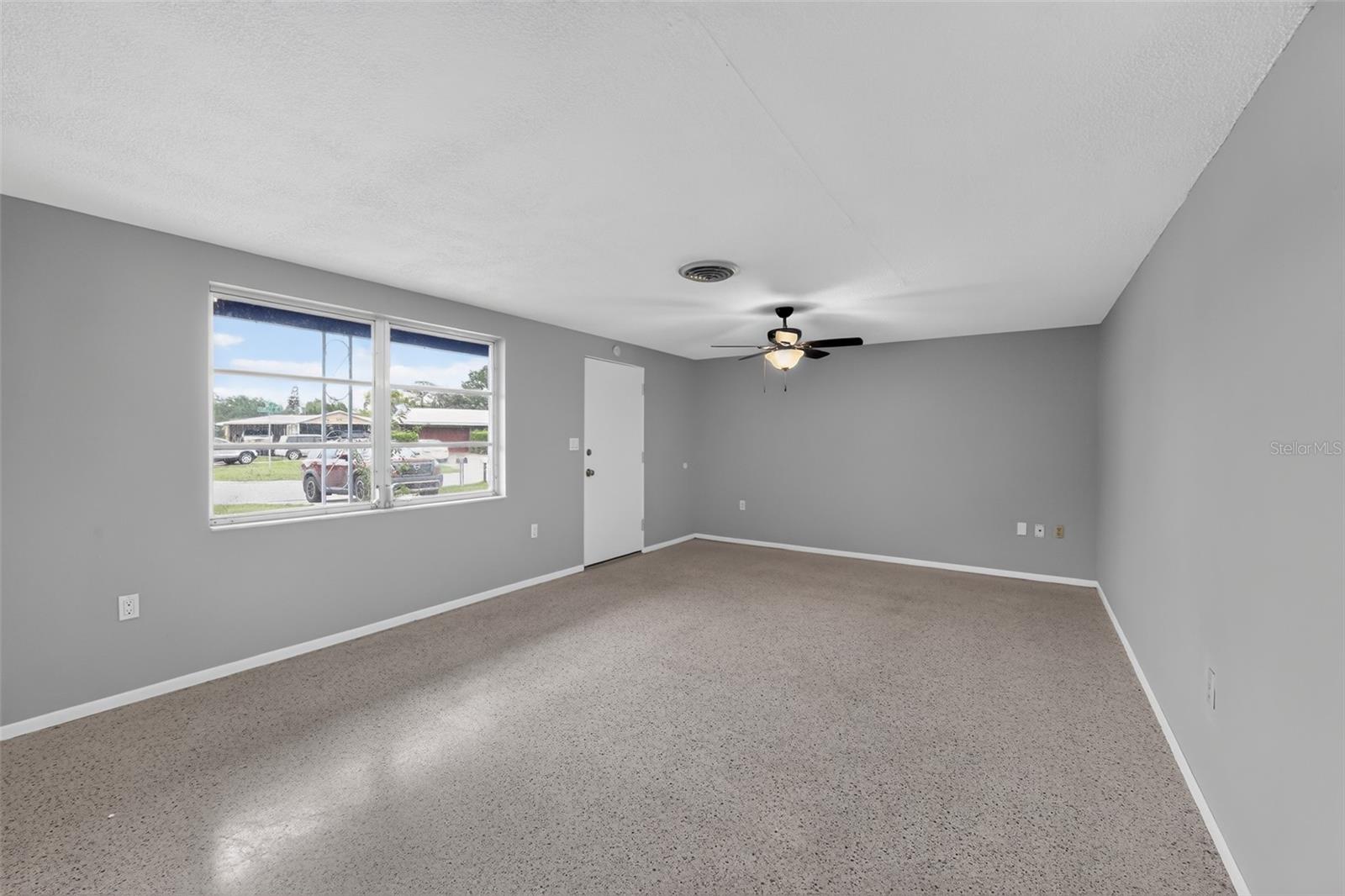 SHADOW LAKES - Residential