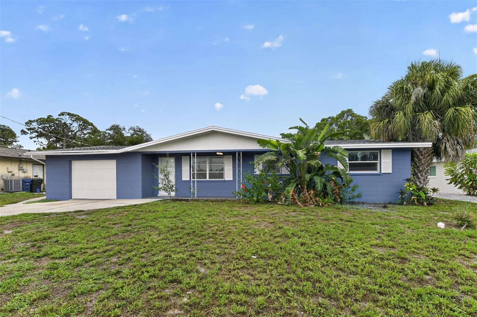 SHADOW LAKES - Residential