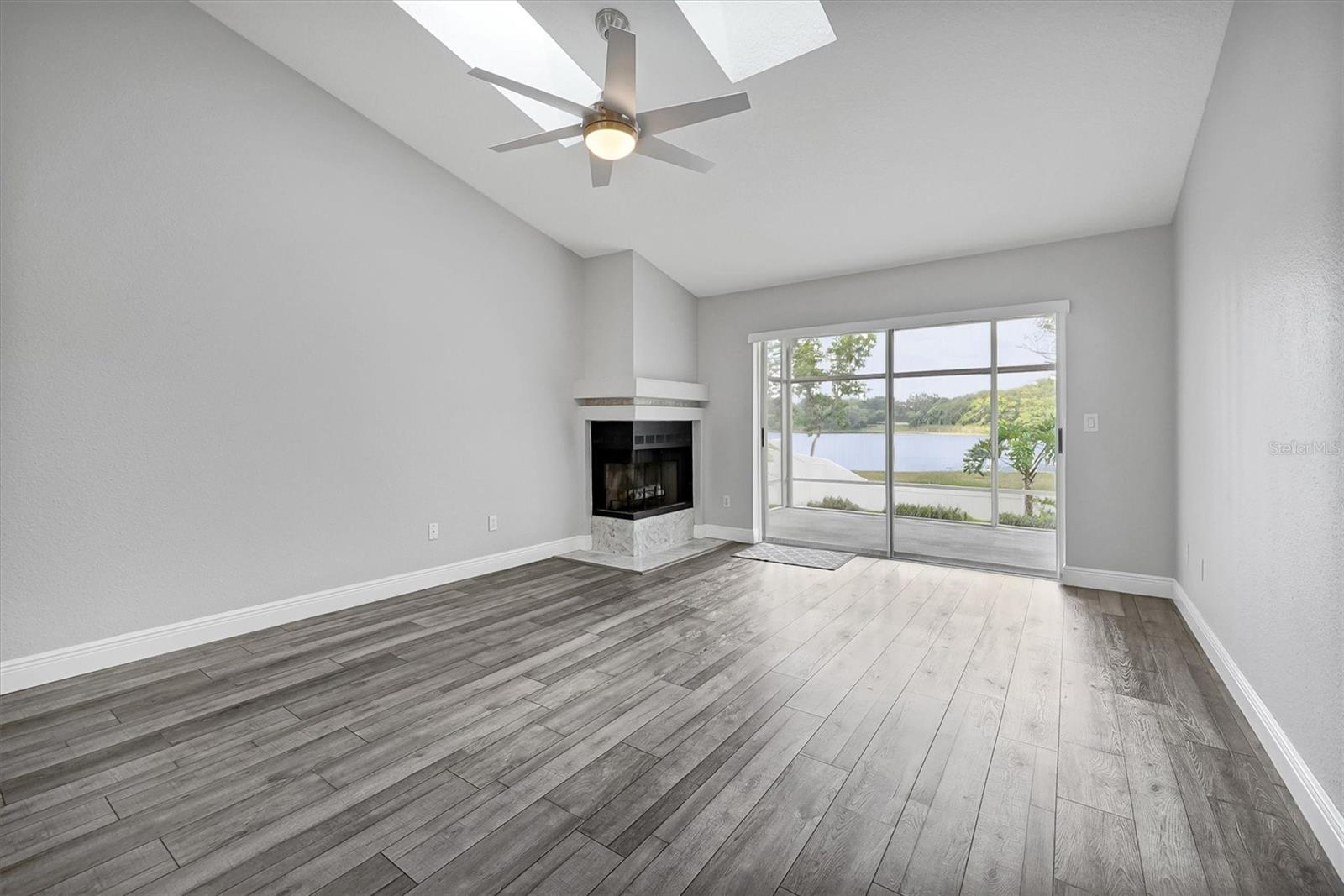 PIEDMONT LAKES PH 01 - Residential