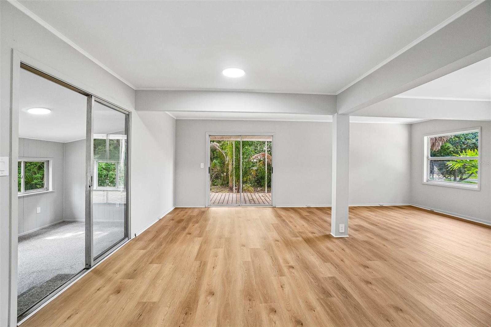 OAKRIDGE HEIGHTS - Residential