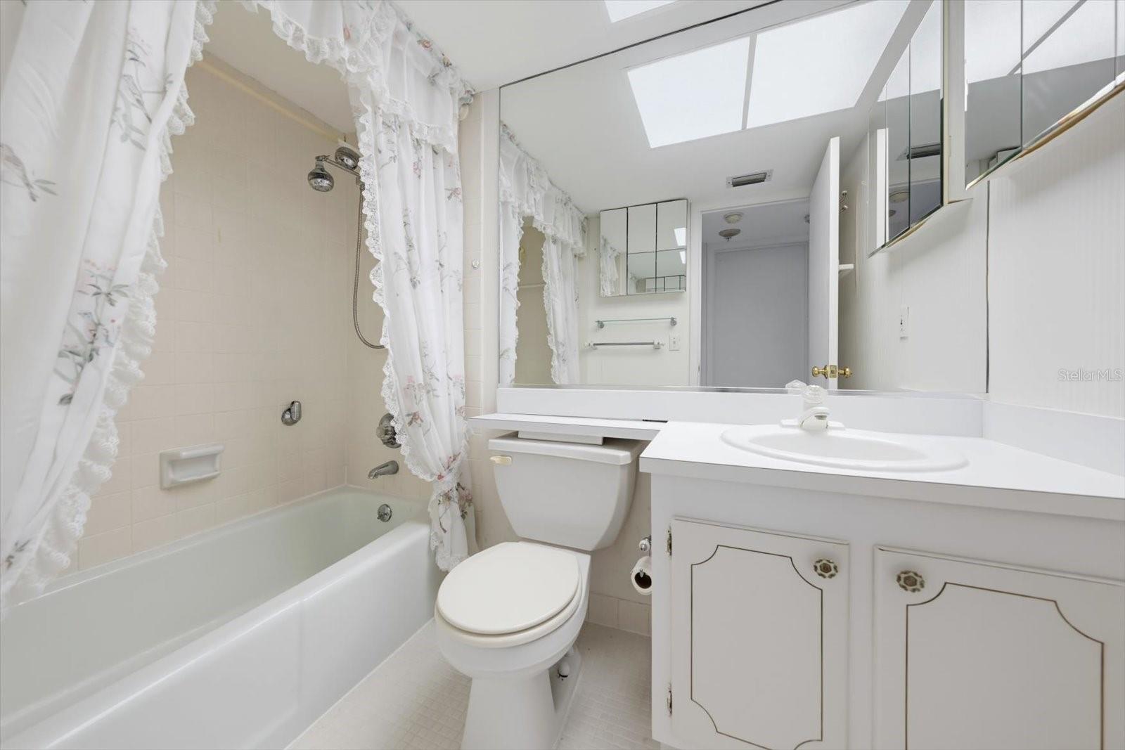 DOLPHIN COVE CLEARWATER - Residential