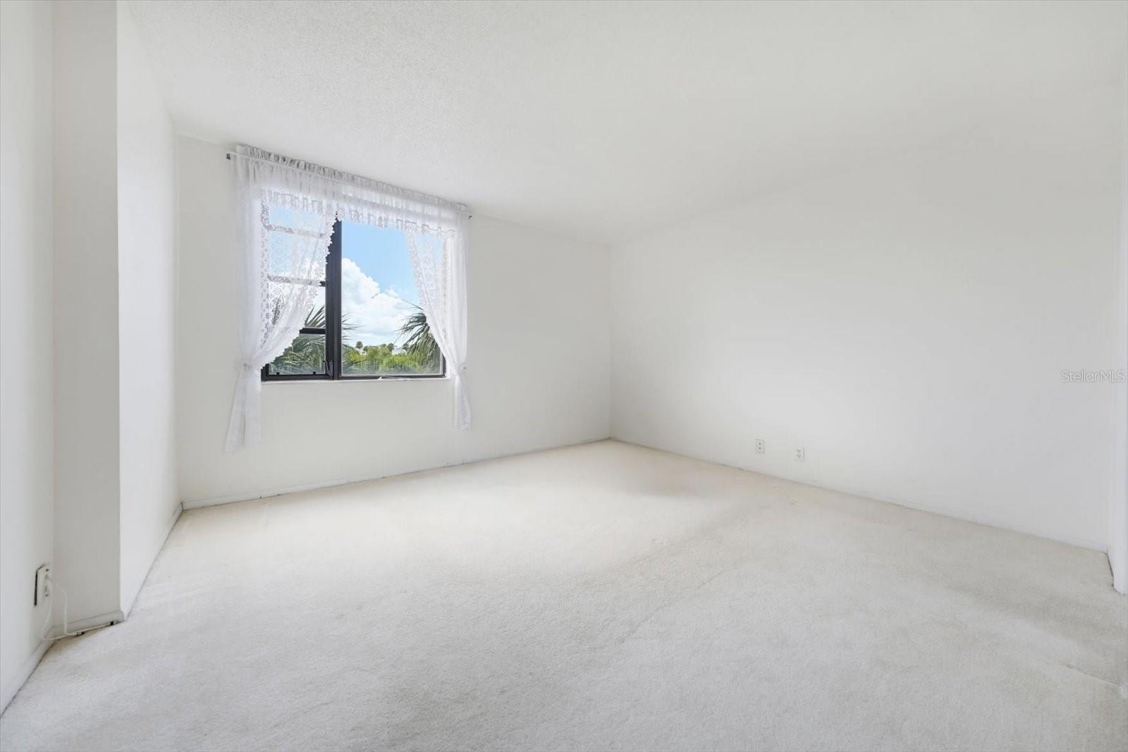 DOLPHIN COVE CLEARWATER - Residential