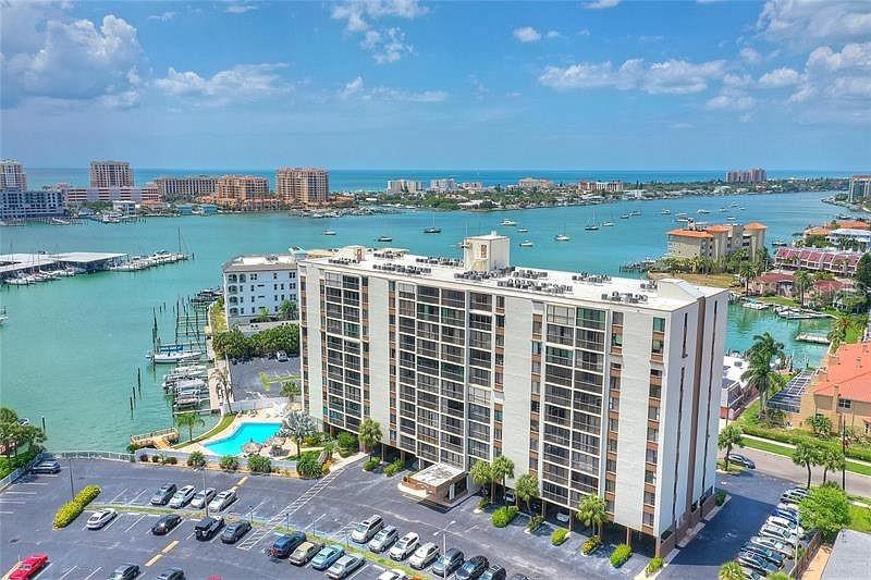 DOLPHIN COVE CLEARWATER - Residential