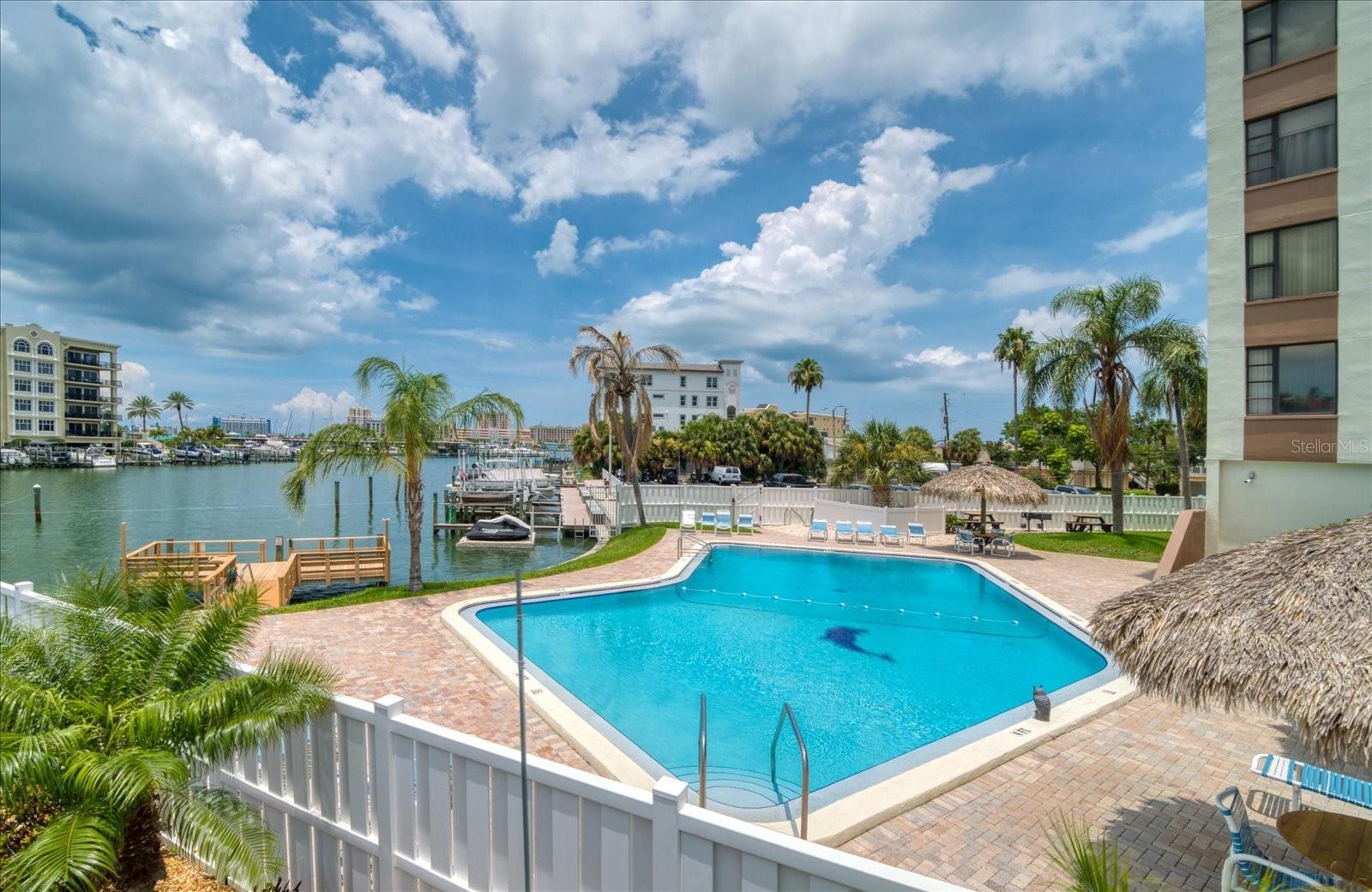 DOLPHIN COVE CLEARWATER - Residential