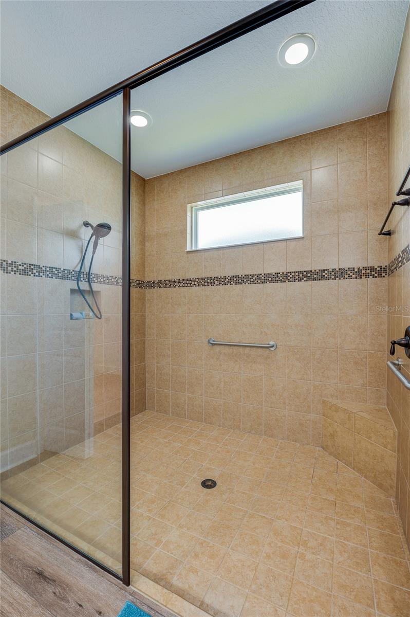 LATITUDE/DAYTONA BEACH PH 3A - Residential