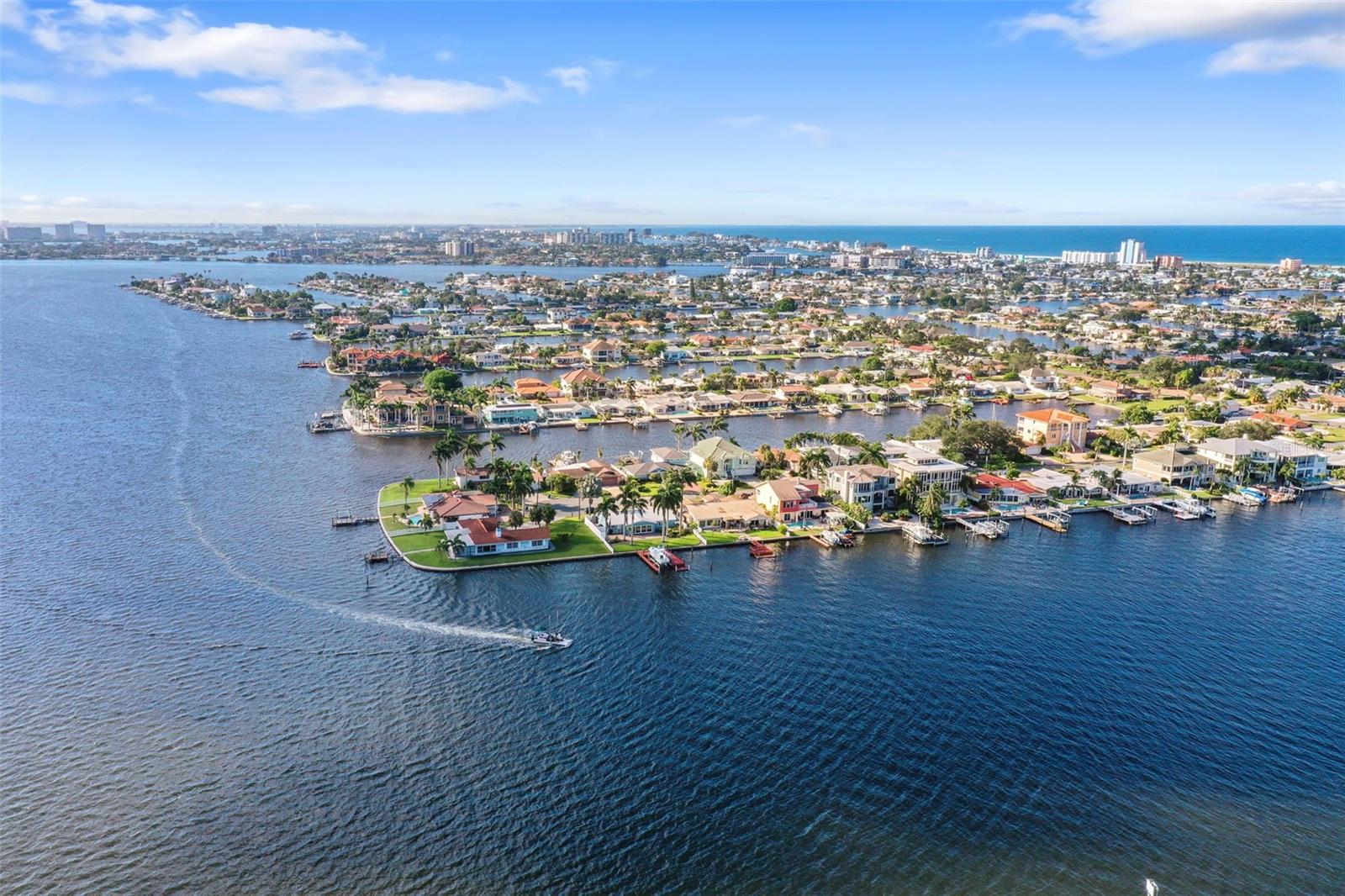 CAPRI ISLE - Residential