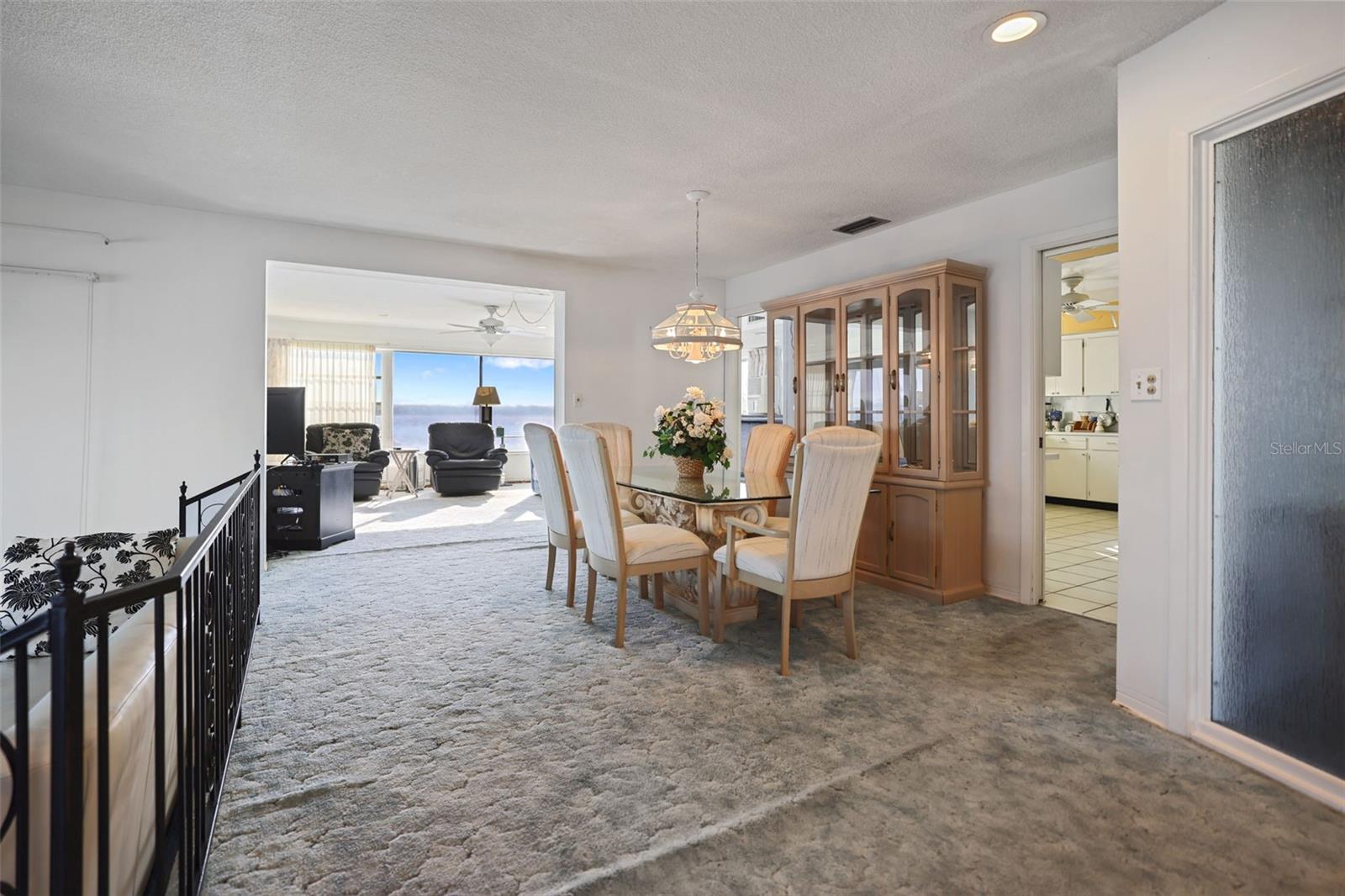 CAPRI ISLE - Residential