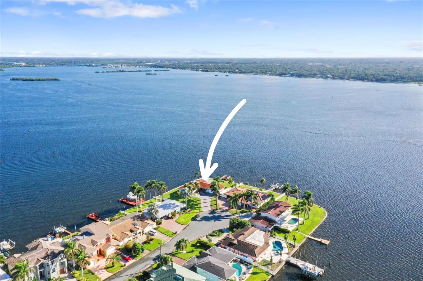 CAPRI ISLE - Residential