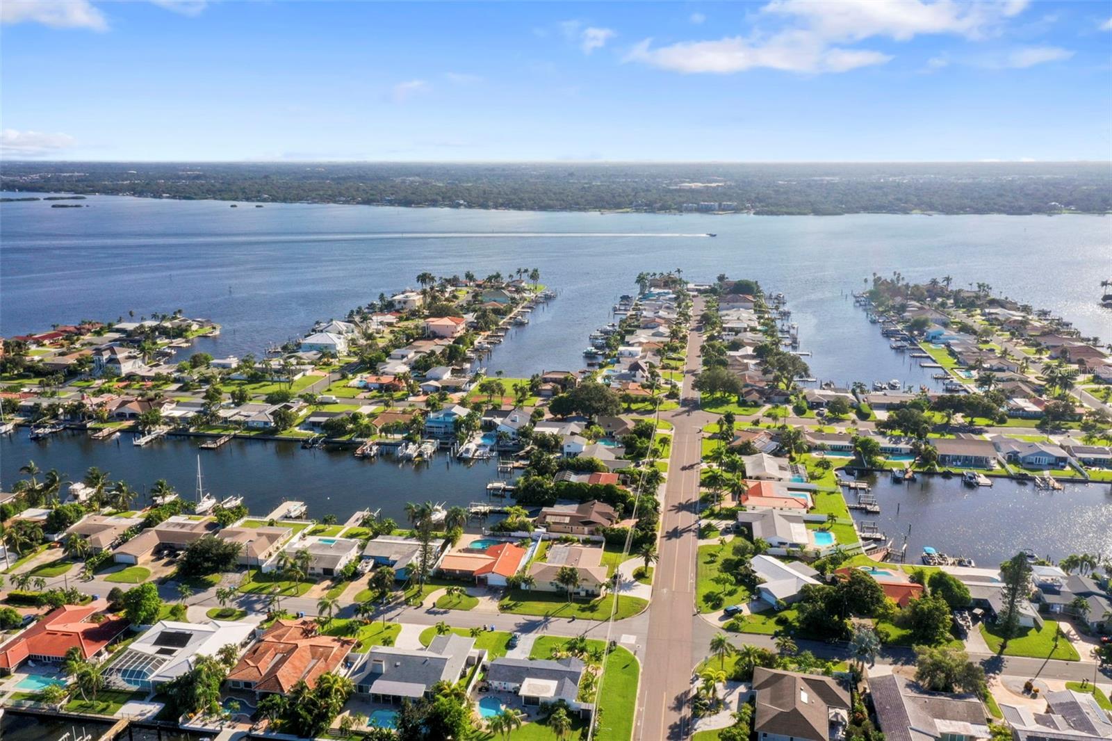 CAPRI ISLE - Residential