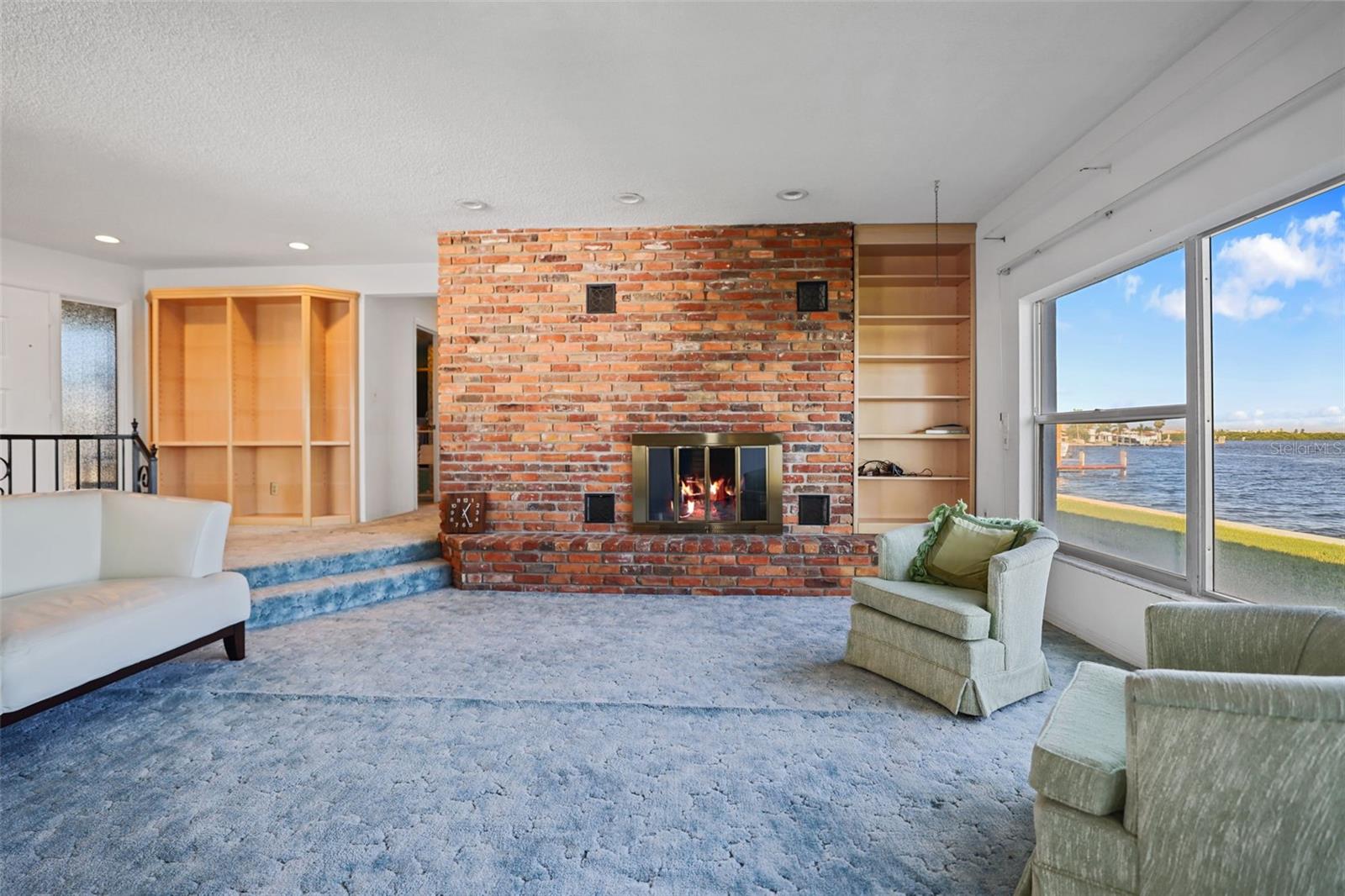 CAPRI ISLE - Residential