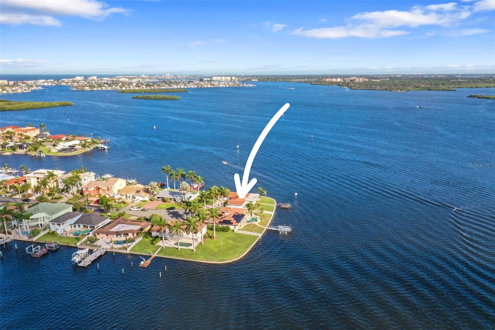 CAPRI ISLE - Residential