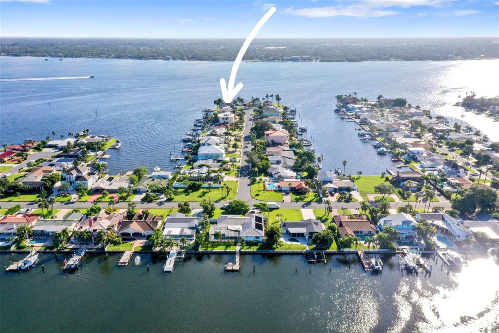 CAPRI ISLE - Residential
