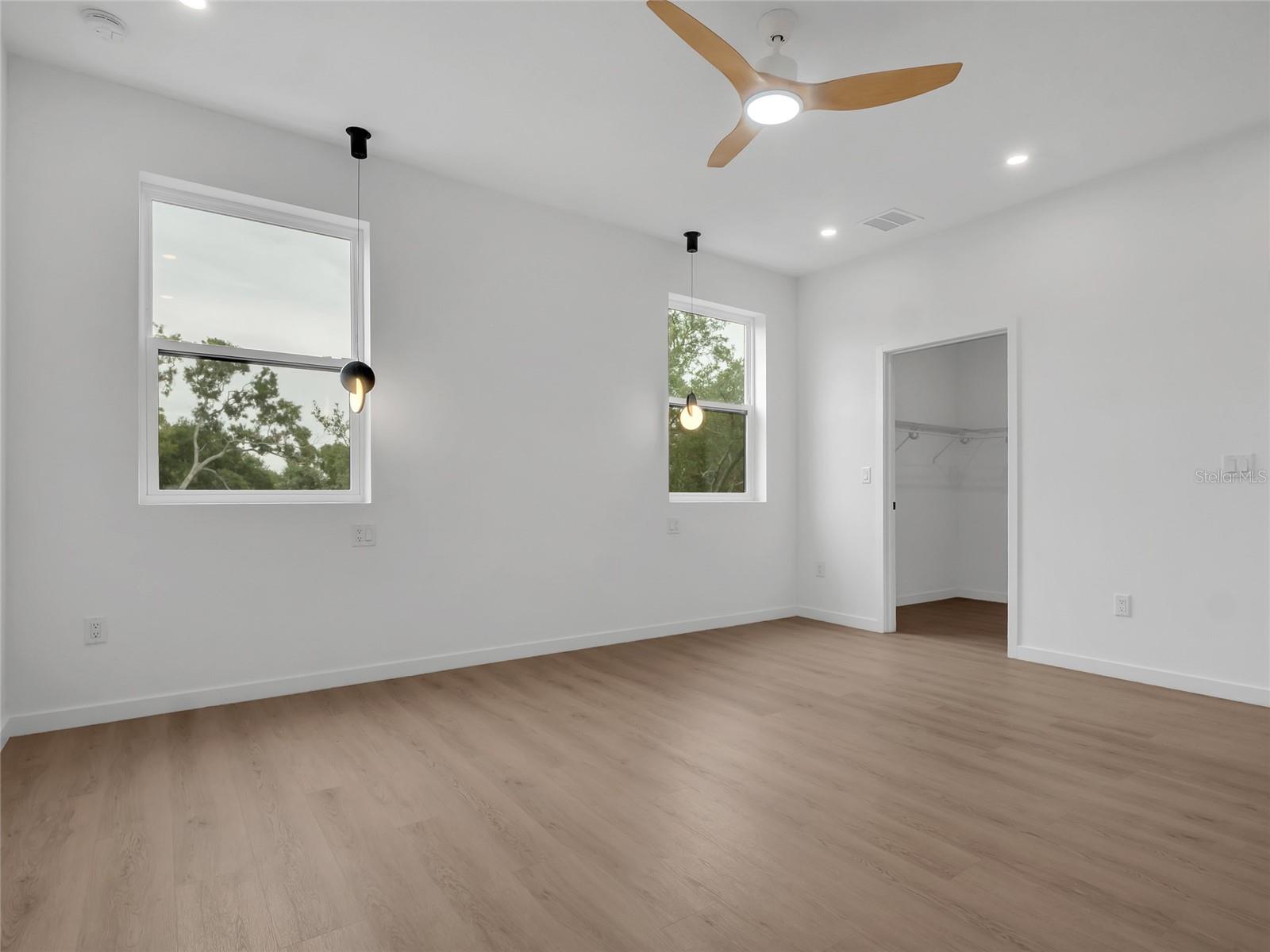 4TH STREET GARDENS - Residential