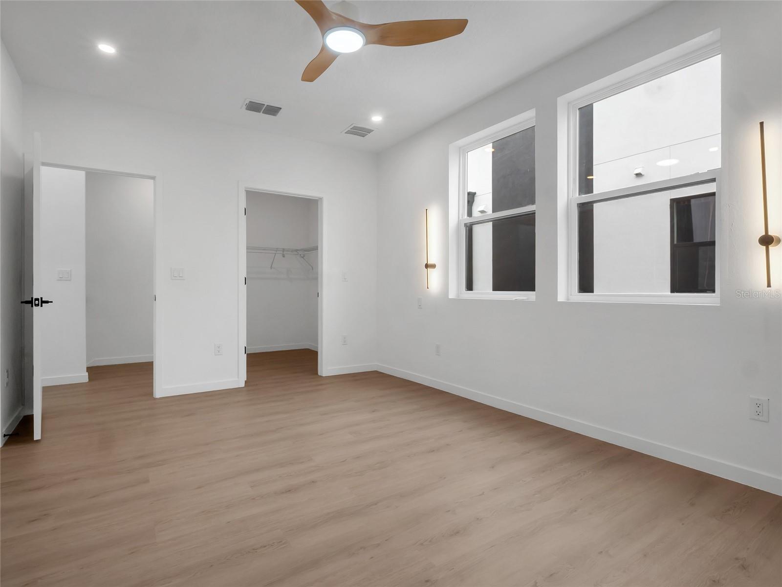 4TH STREET GARDENS - Residential