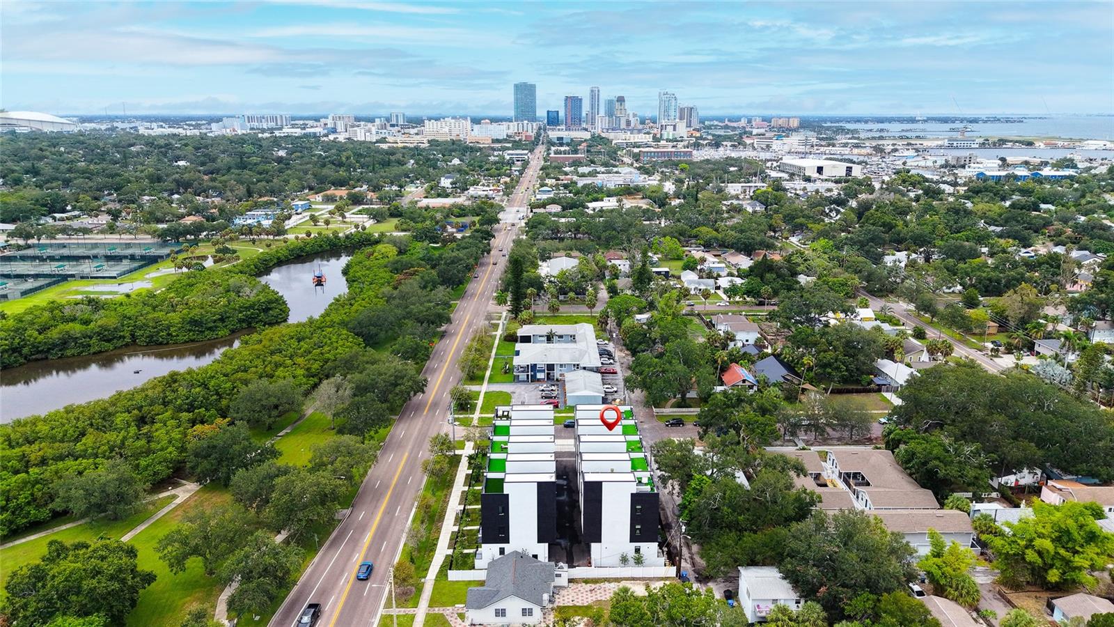 4TH STREET GARDENS - Residential